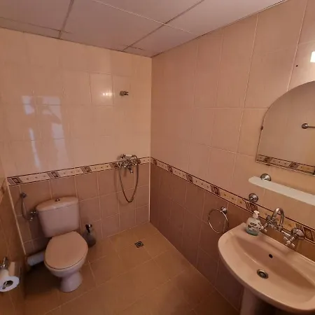 Bright With Big Terrace And Sea View Appartamento Chernomorets